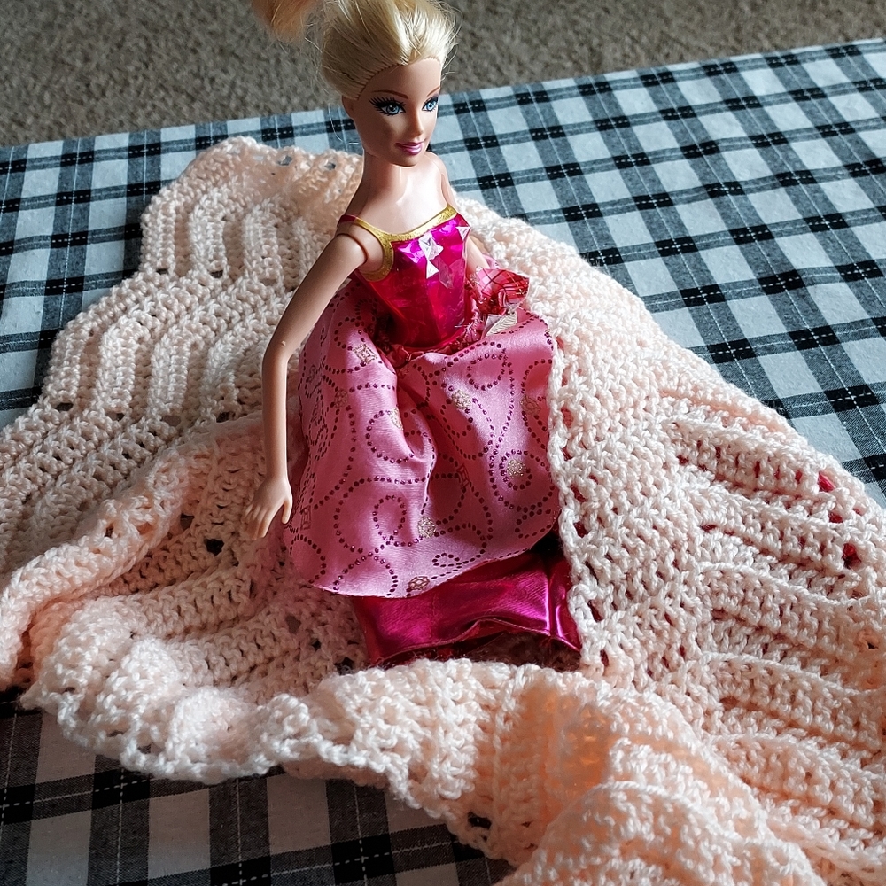 Baby doll play blanket crocheted 15 x 20 peach